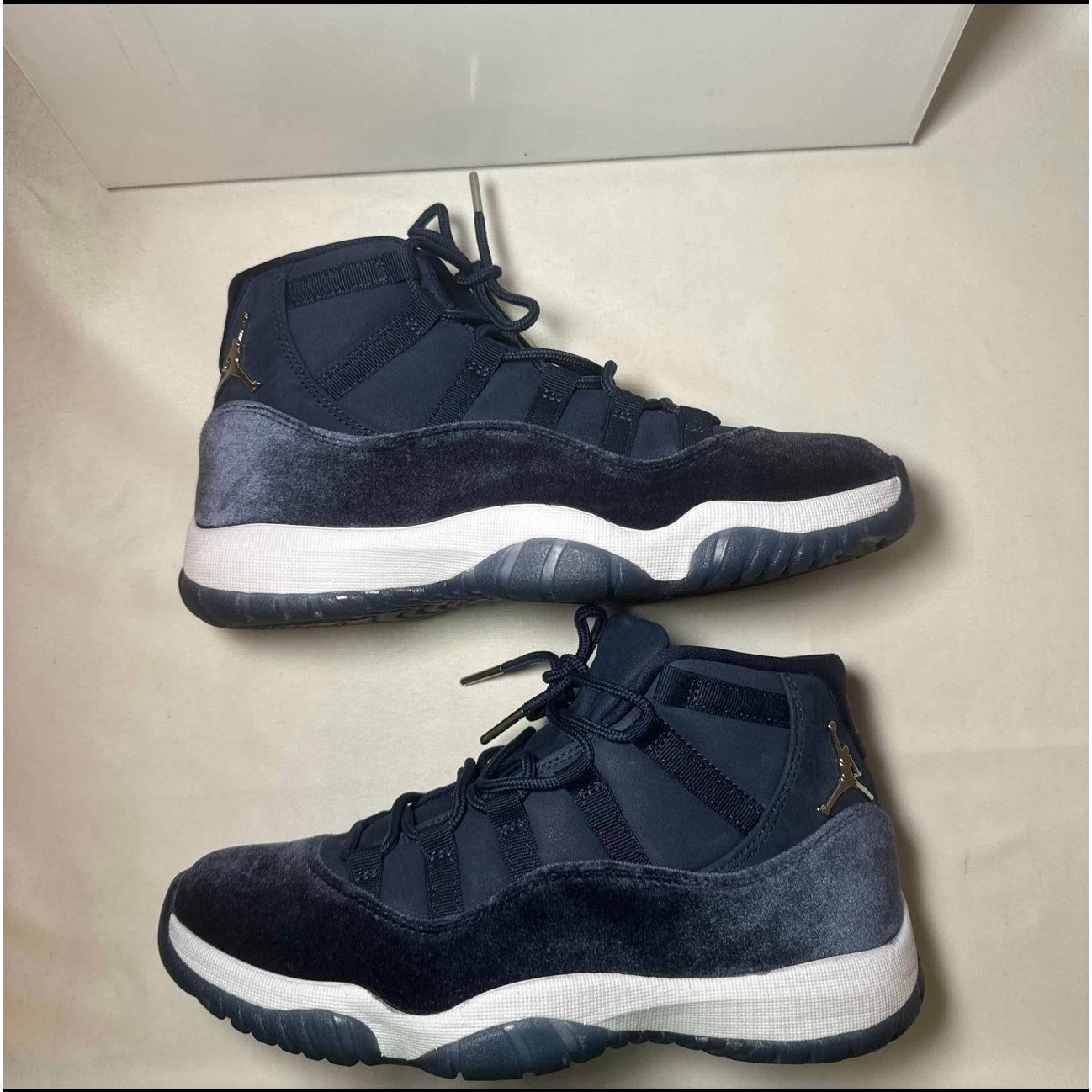 Jordan Brand × Nike Size 9 Air Jordan 11 Retro Midnight Navy Velvet Womens Shoes Size US 9 / IT 39 - 2 Thumbnail