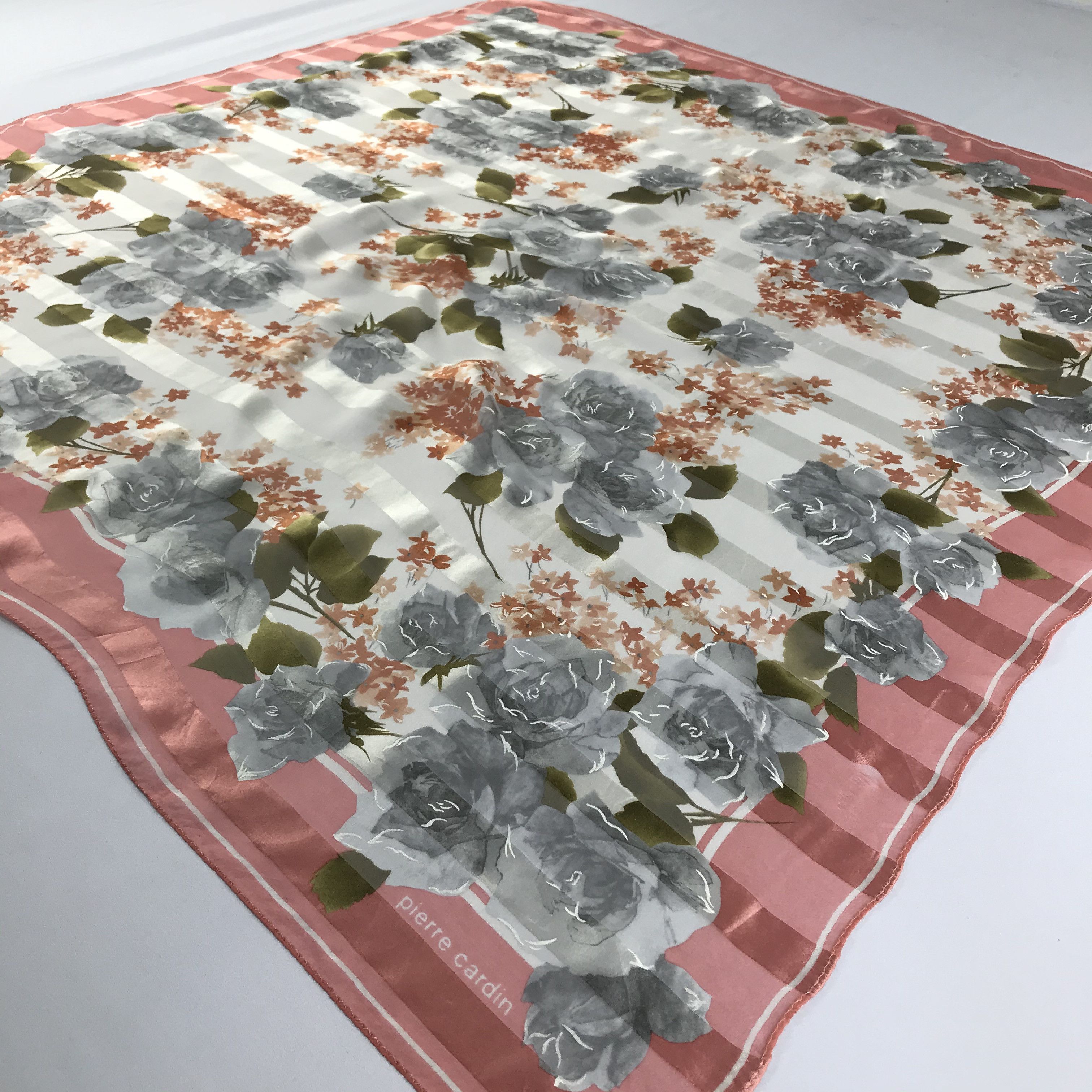 Pierre Cardin Vintage Pierre Cardin Silk Scarf Size ONE SIZE - 4 Thumbnail