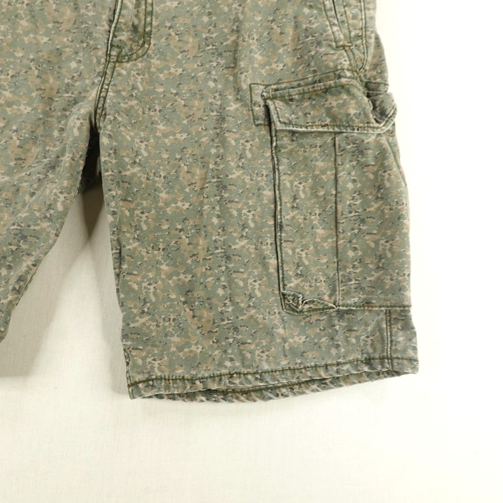 Levi's VINTAGE Levi's Cargo Shorts Mens 36 Cotton Camouflage Utility Baggy Casual Outdoor Size US 36 / EU 52 - 4 Thumbnail