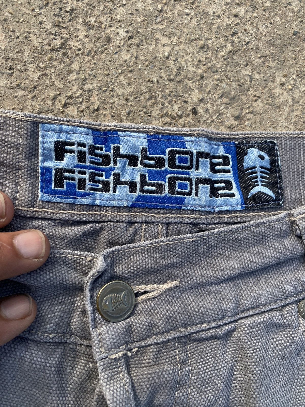 Vintage Fishbone Thrashed shorts Size US 33 - 20 Thumbnail