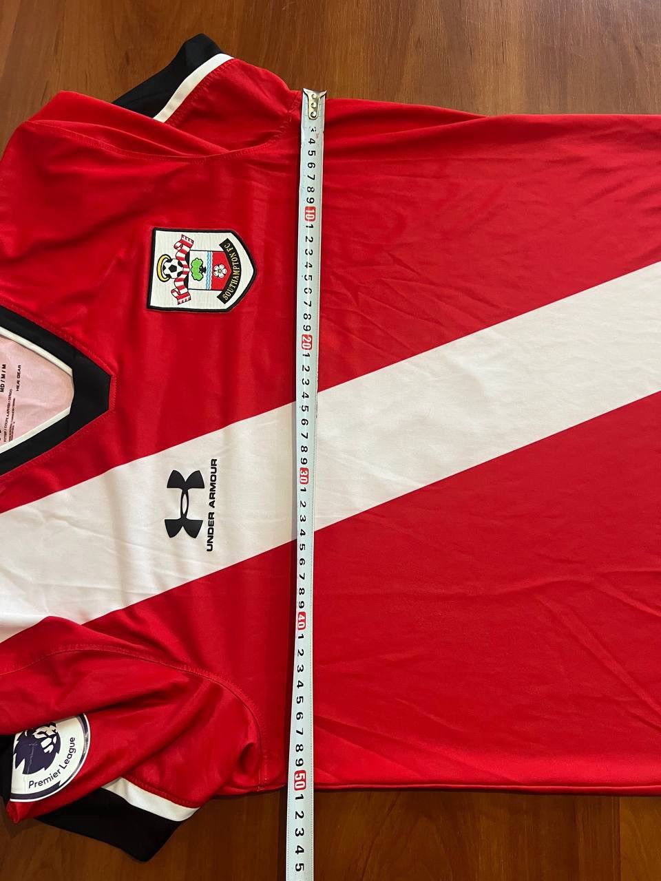 Under Armour 2020/21 SOUTHAMPTON #9 INGS HOME SOCCER JERSEY SHIRT SIZE M Size US M / EU 48-50 / 2 - 18 Thumbnail