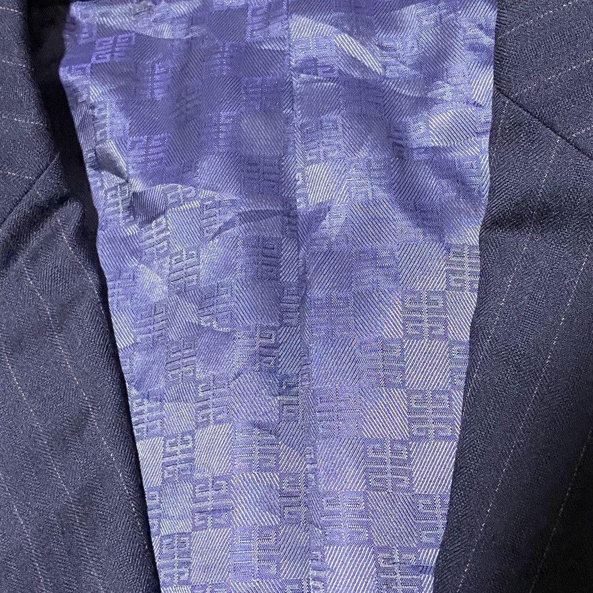 Givenchy Vintage Givenchy Pinstripe Blazer Size 40S - 5 Thumbnail