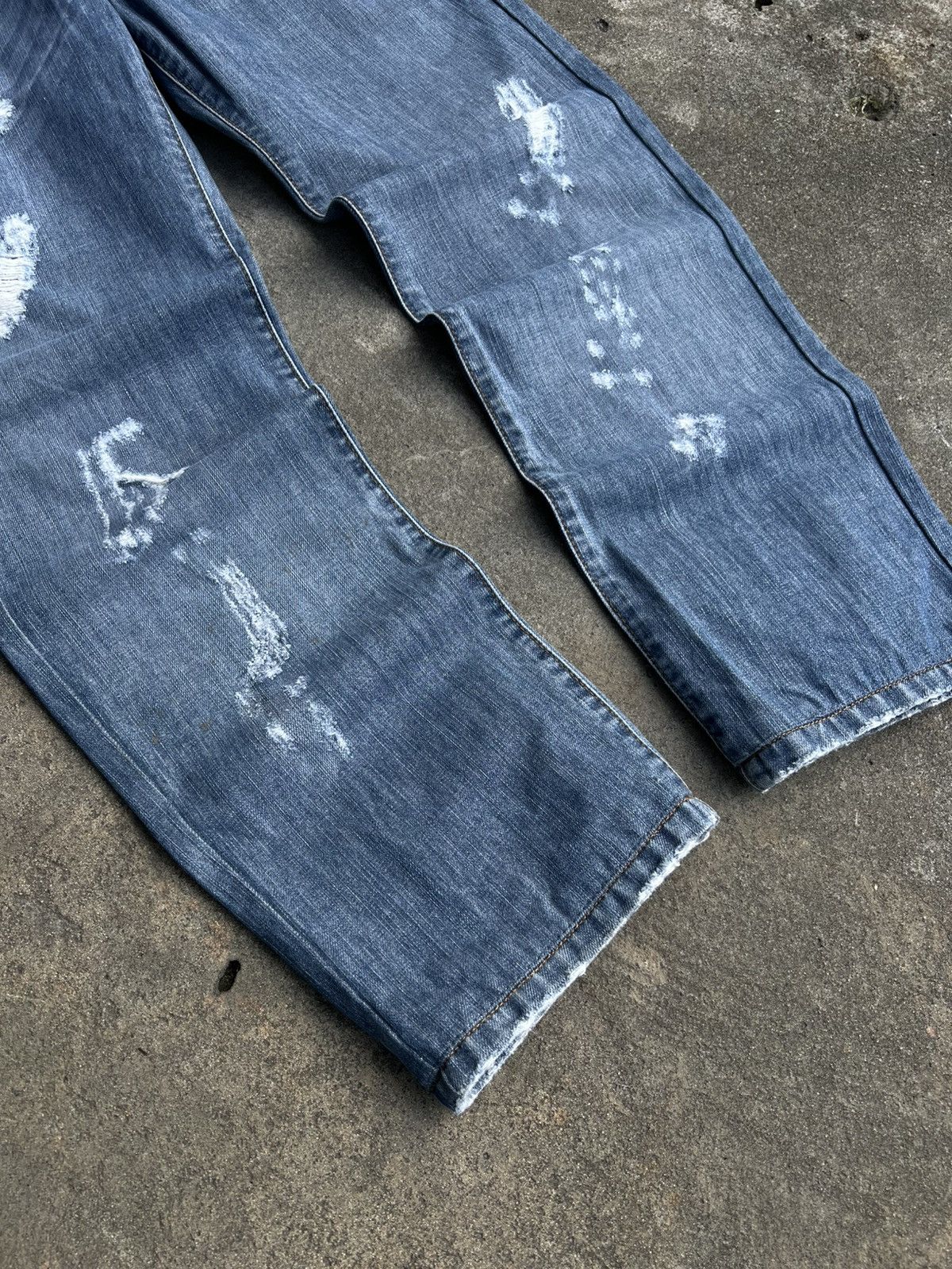 Dolce & Gabbana Crazy Vintage Dolce Gabbana Distressed Jeans Y2k Big Logo Size US 32 / EU 48 - 6 Thumbnail