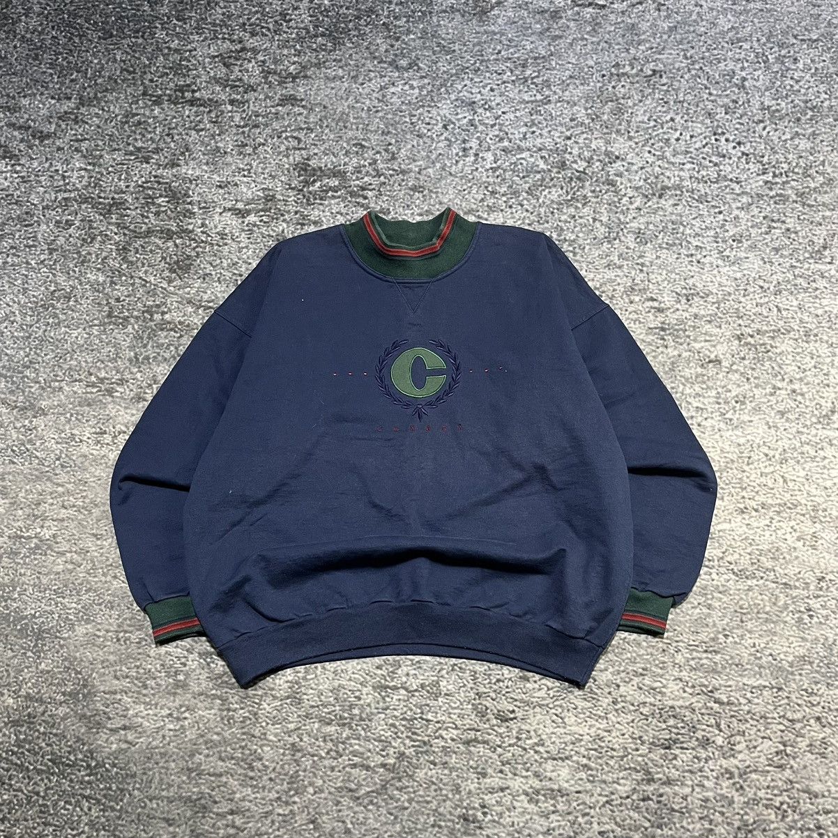 Vintage Vintage 90s Canada Navy Blue Crewneck Sweatshirt Size Large Size US L / EU 52-54 / 3 - 1 Thumbnail