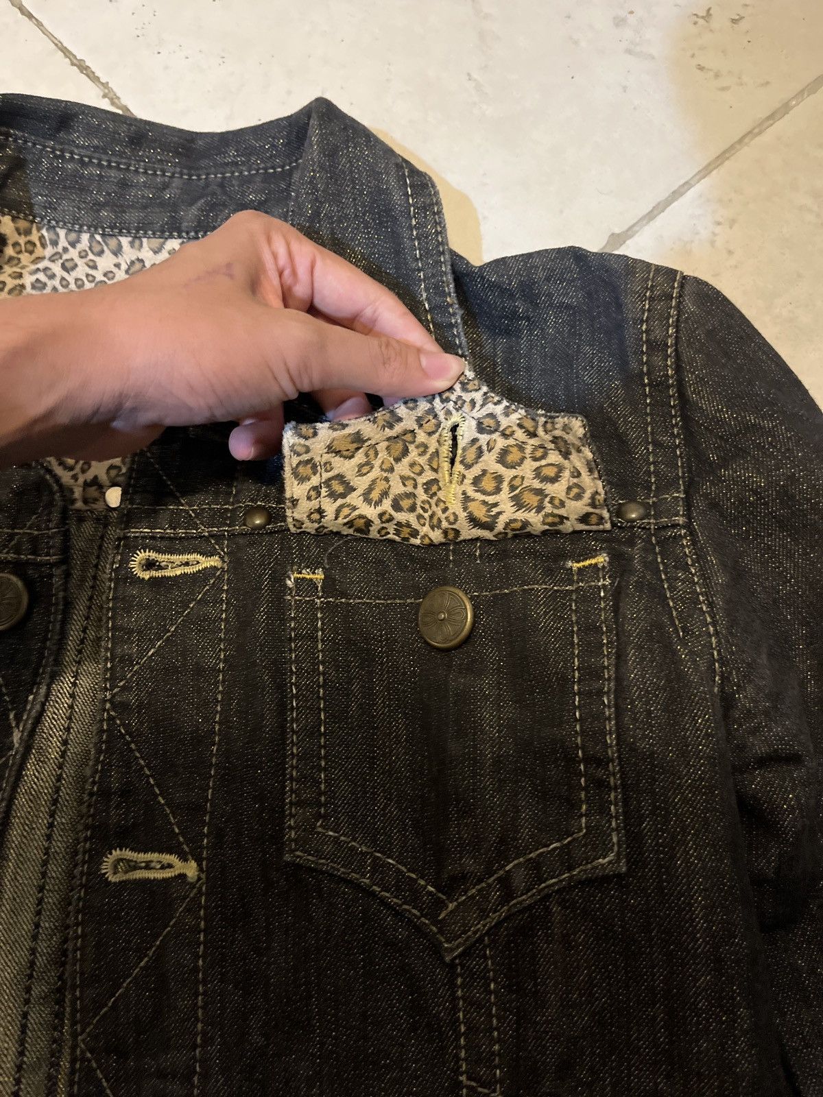 Vintage Japanese Leopard Black gold shimmers denim jacket - size M Size US M / EU 48-50 / 2 - 3 Thumbnail