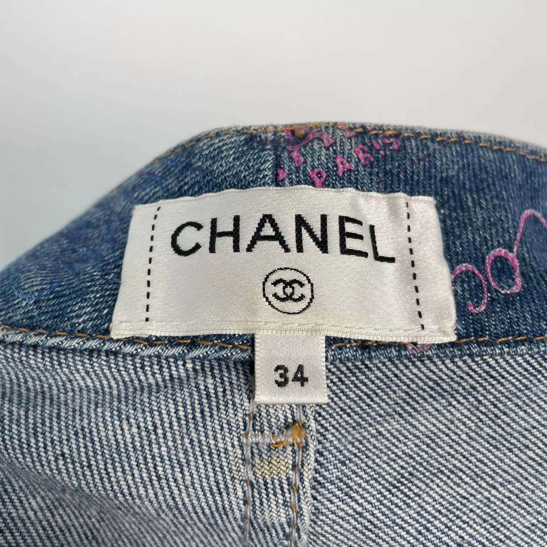 Chanel CHANEL Denim Blue Printed Logo Jacket Size 25" / US 0 / IT 36 - 6 Thumbnail