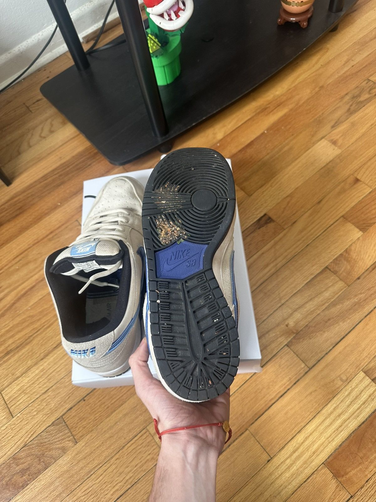 Nike SB Truck it Dunks Size US 11 / EU 44 - 7 Thumbnail