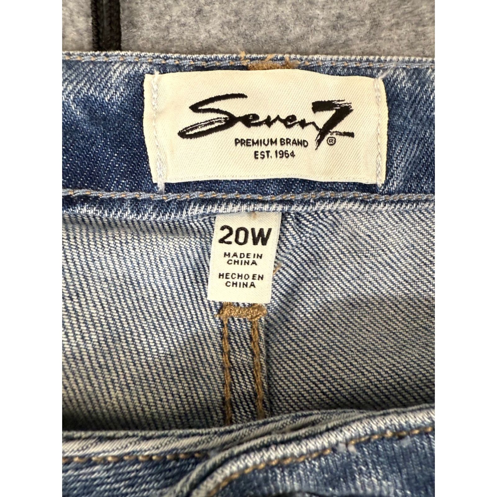 Vintage Seven7 Jeans Womens 20W Loose Straight High Rise Blue Denim Stretch NWT 90s City Classic Size 42" / US 20 - 7 Thumbnail