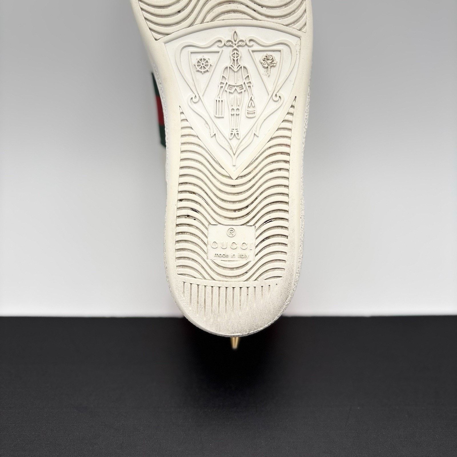 Gucci Gucci Ace Studded ' White, Pearls ' | GREAT CONDITION! Size US 6.5 / EU 39-40 - 18 Thumbnail