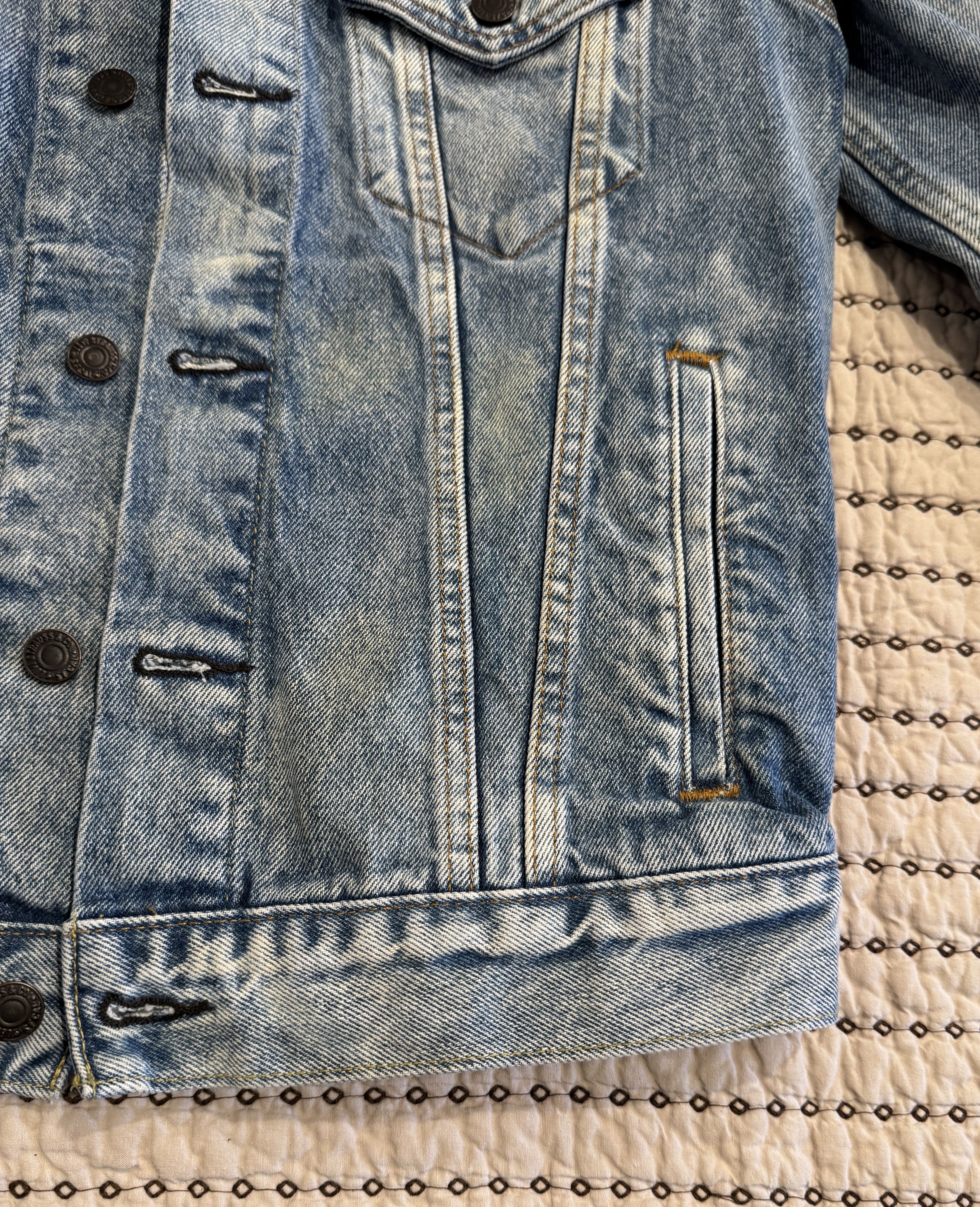 Levi's LEVI'S DISTRESSED ACID WASH DENIM JACKET SIZE SMALL Size US S / EU 44-46 / 1 - 8 Thumbnail