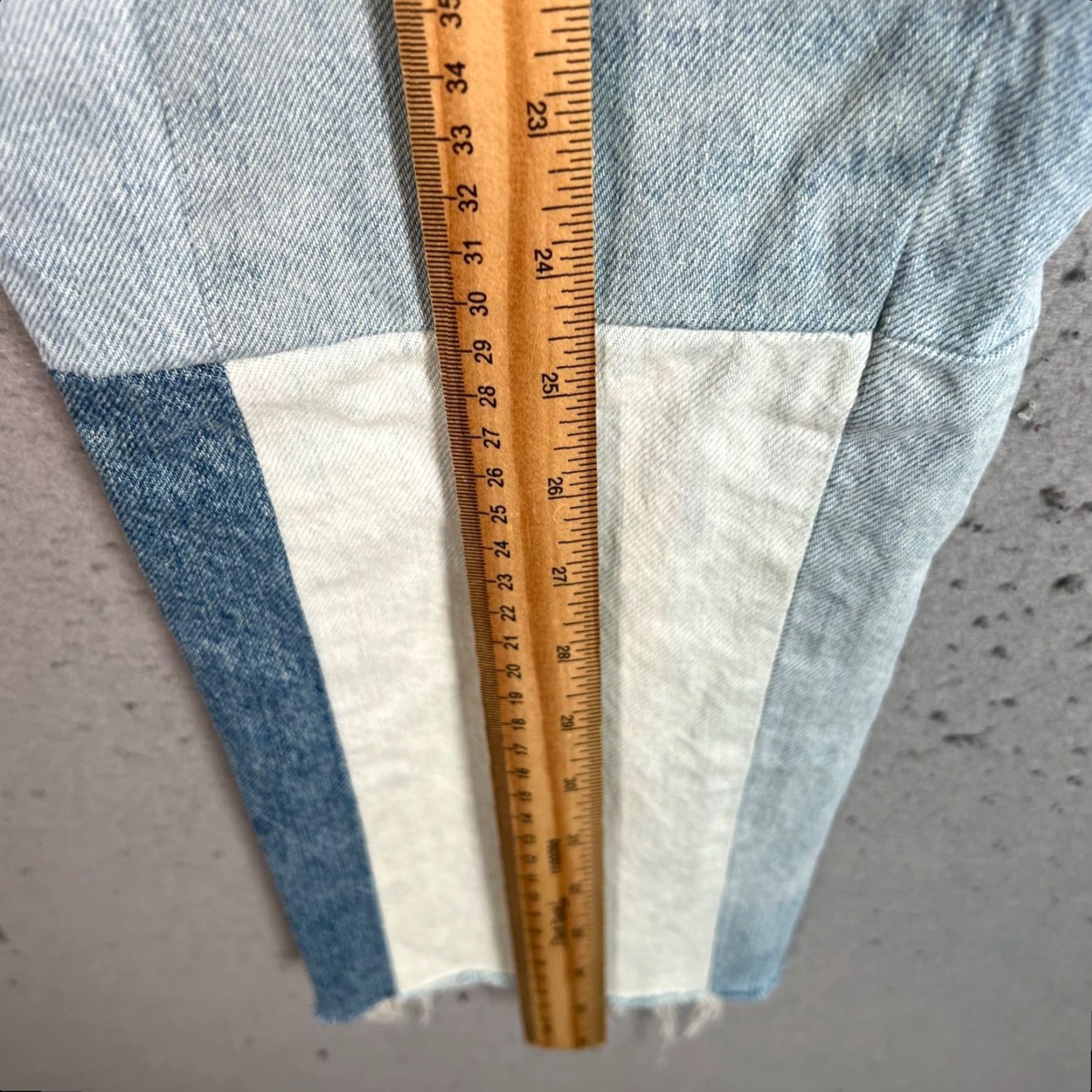 Everlane VINTAGE Everlane 90s Cheeky Jeans High-Waisted Light Wash Tapered Adult Womens 27 Blue Denim Size 27" / US 4 / IT 40 - 7 Thumbnail