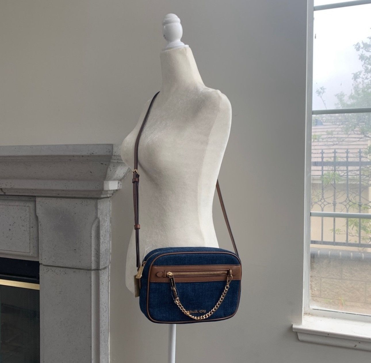 Michael Kors NWT Michael Kors Large East West Zip Chain Crossbody Bag Size ONE SIZE - 10 Thumbnail