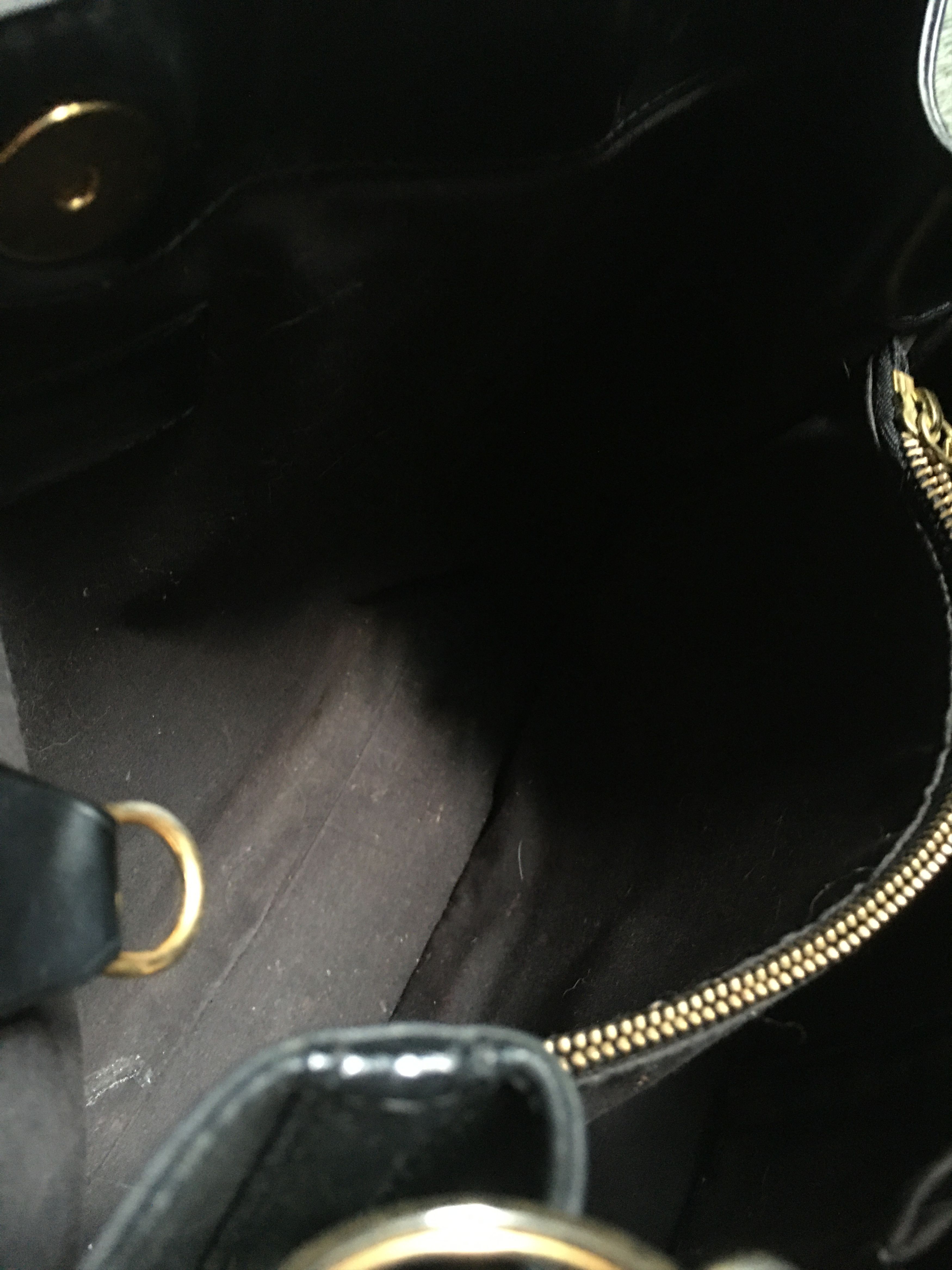 Louis Vuitton Louis Vuitton Epi Mandara Leather Black Shoulder Bag Size ONE SIZE - 21 Thumbnail