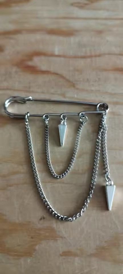 Jewelry Chain Brooch Decoration Tassel Chain Pin Size ONE SIZE - 1 Thumbnail