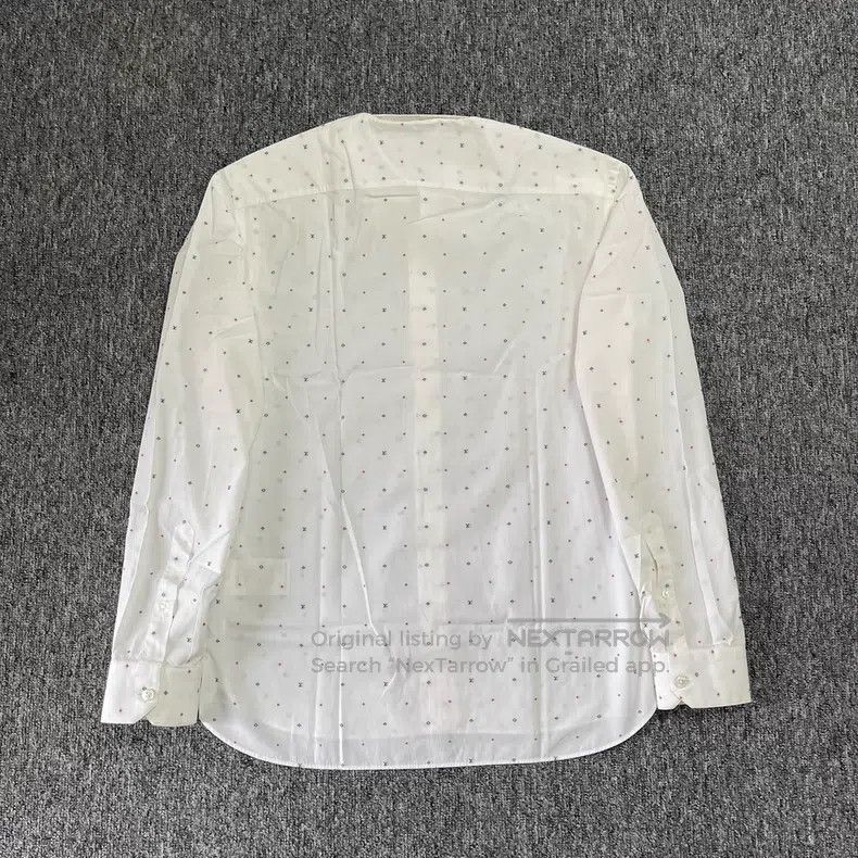 Louis Vuitton Louis Vuitton Full logo lapel long sleeve shirt Size US M / EU 48-50 / 2 - 2 Thumbnail