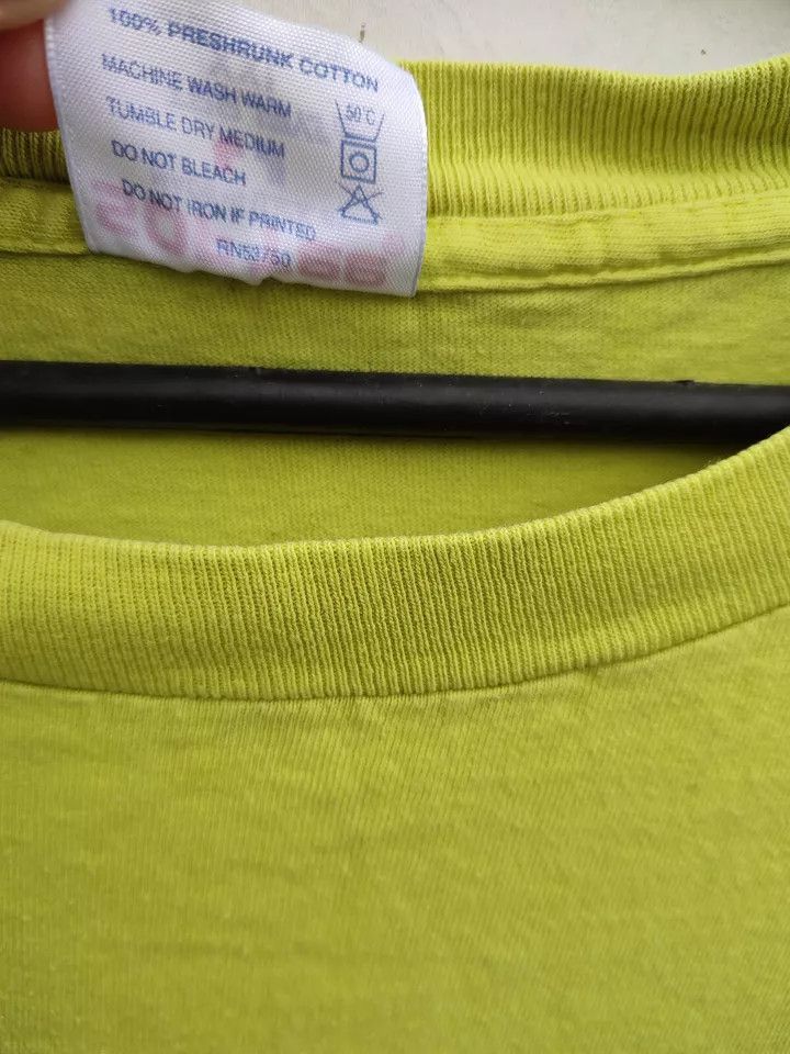 Vintage Vintage Looney Tunes Six Flag Great America 90s Size US XXL / EU 58 / 5 - 11 Thumbnail