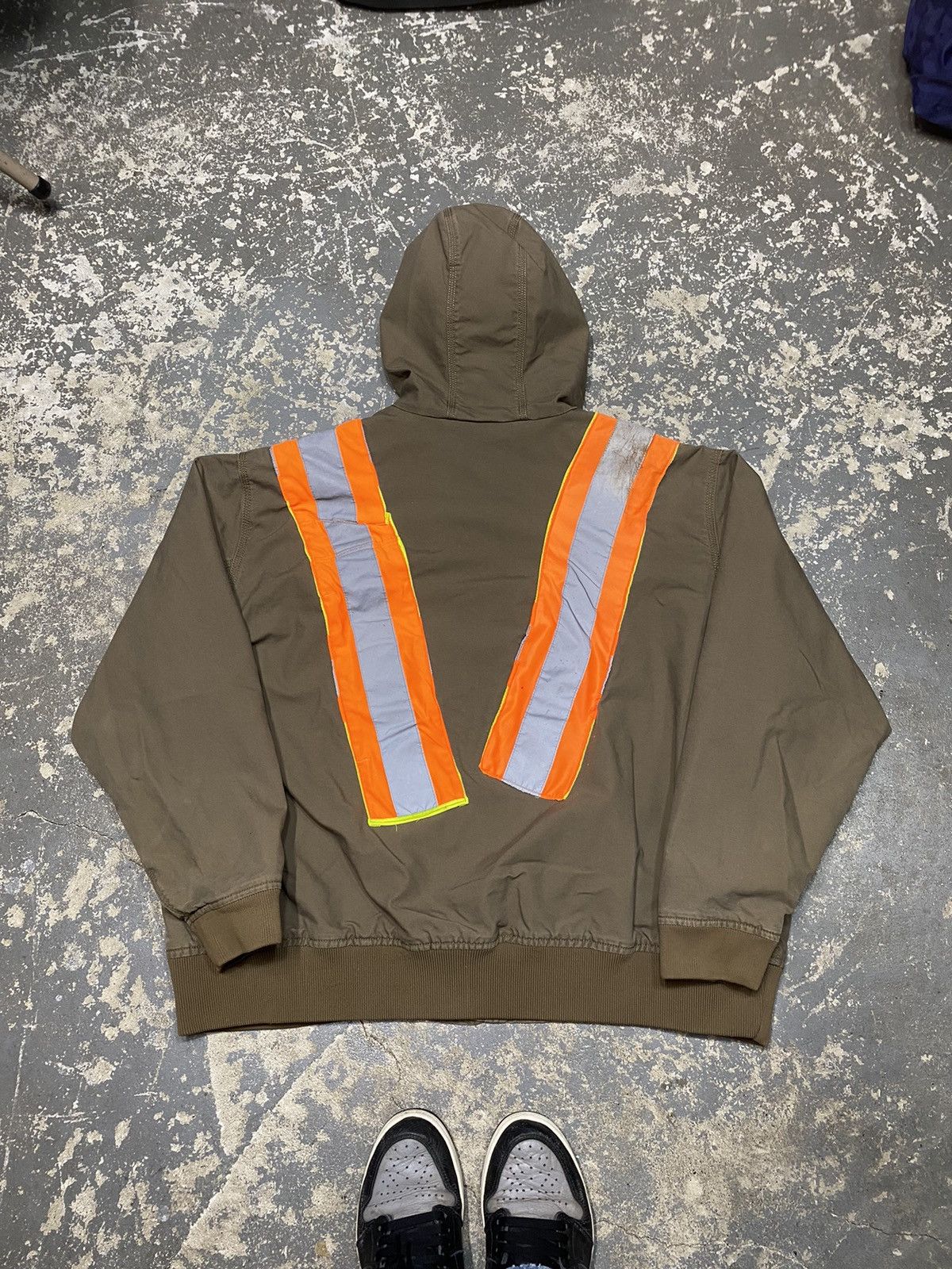 Carhartt × Vintage Vintage Carhartt Tan Reflective Hooded Active Jacket Size US XXL / EU 58 / 5 - 6 Thumbnail