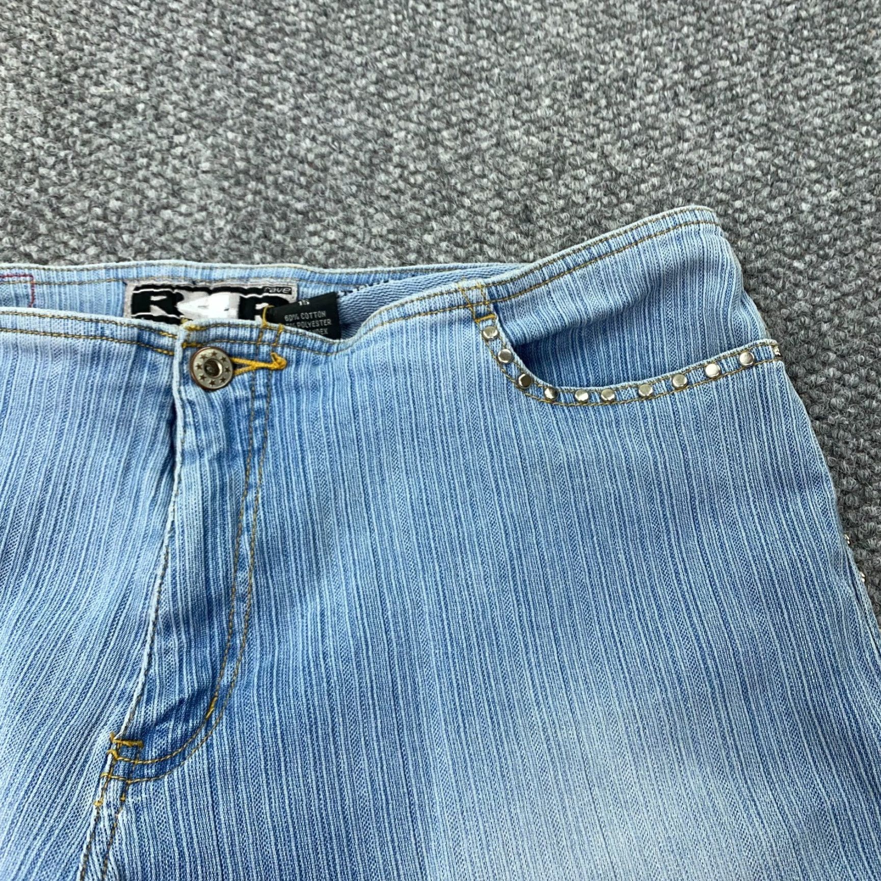 Vintage VTG R4R Rave 4 Real Capri Jeans Womens 15 Blue Stretch Mid-Rise Faded Studded Jeans Size 34" / US 12 / IT 48 - 3 Thumbnail
