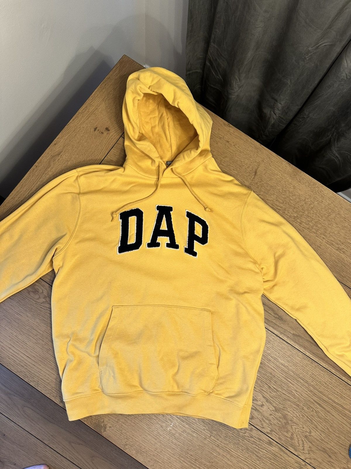 Dapper Dan × Gap Gap x Dapper Dan DAP hoodie yellow Size US L / EU 52-54 / 3 - 2 Thumbnail