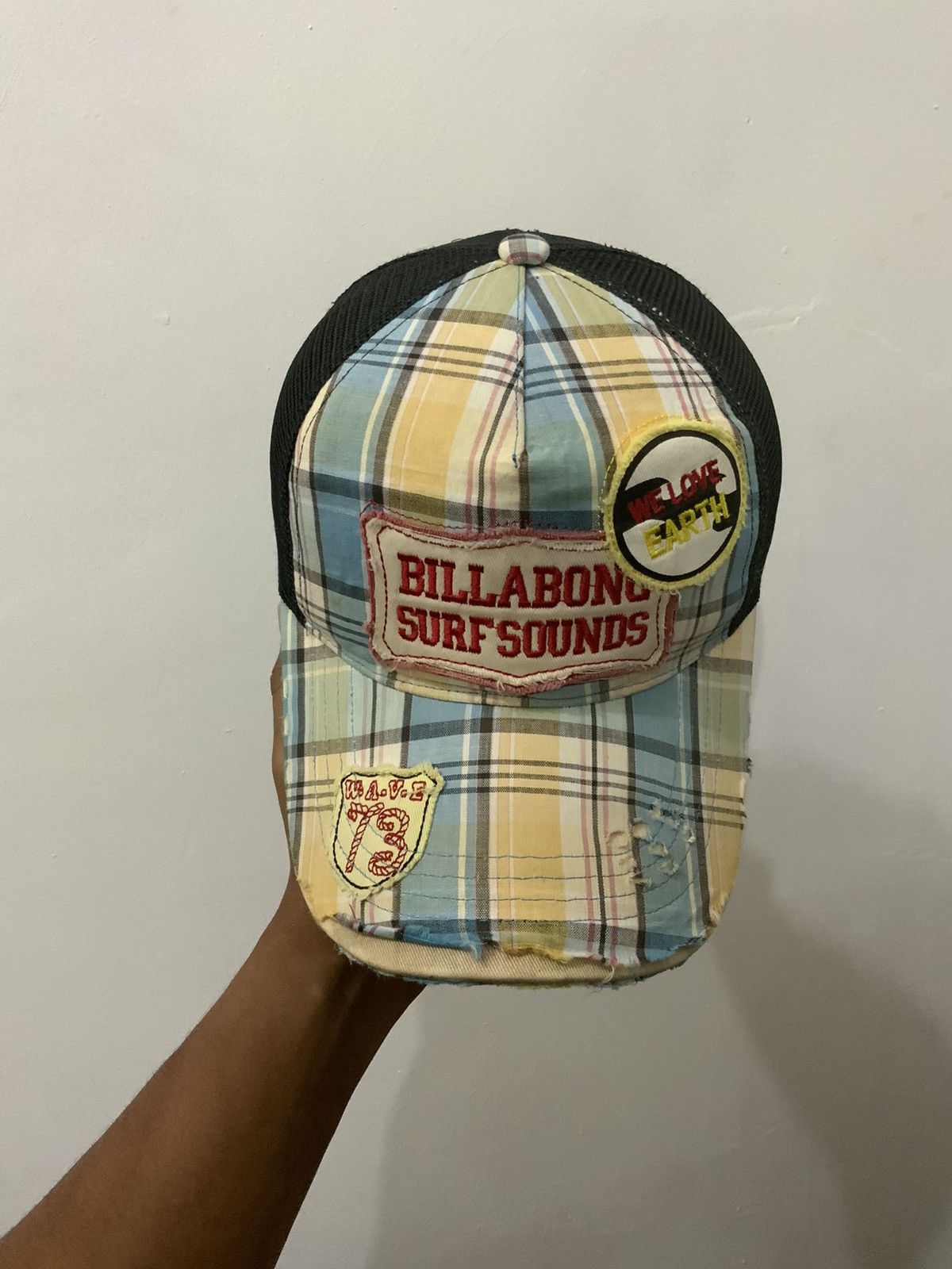 Billabong Billabong Surf Sounds Distressed Trucker Hat Size ONE SIZE - 6 Thumbnail