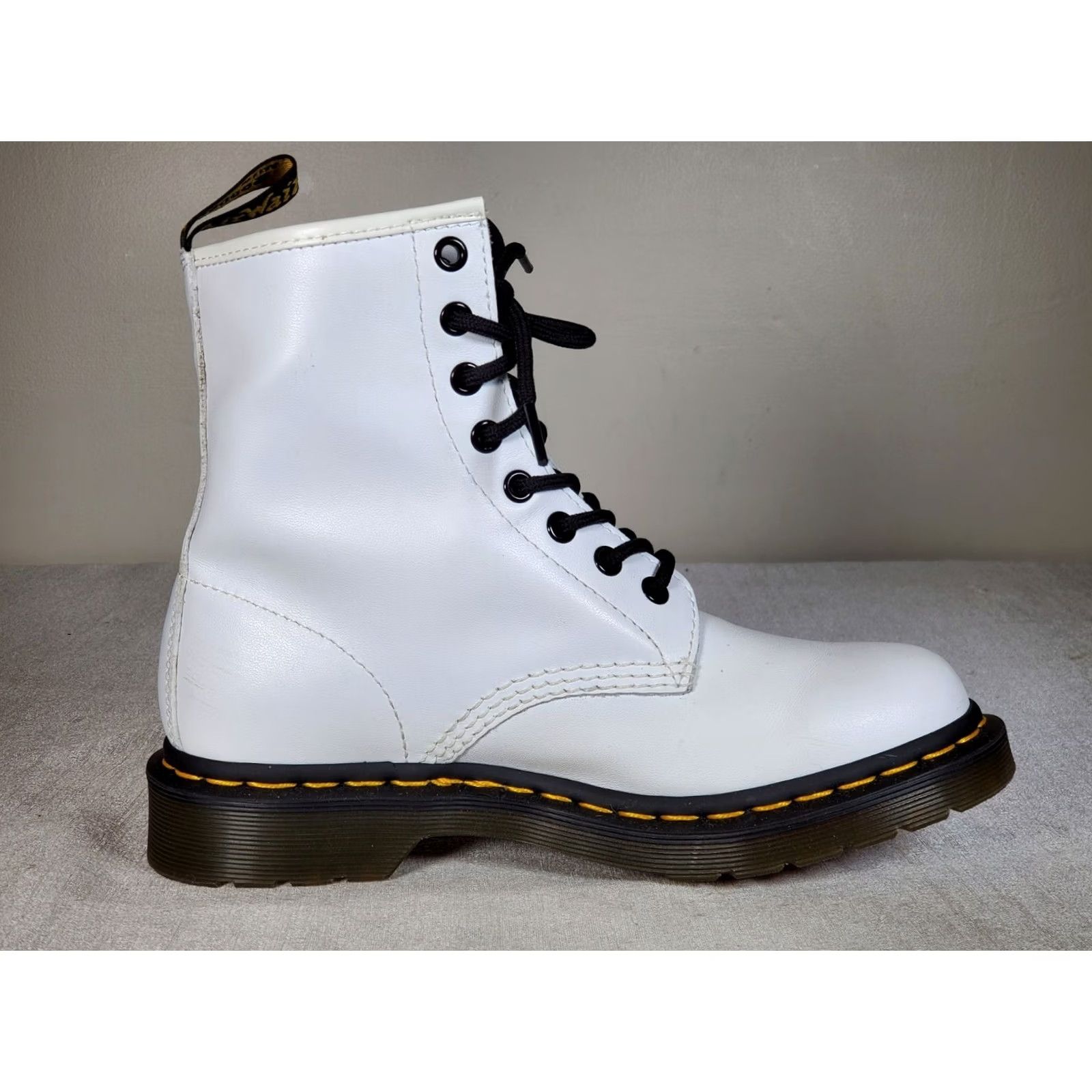 Dr. Martens Dr. Martens 25057 Softy White Leather Lace-Up Boots Women's US 7 Boots Mid-Calf Leather White 90s Punk Grunge Style Women Size US 7 / IT 37 - 4 Thumbnail