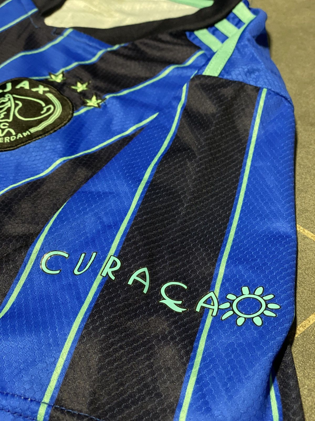 Adidas Jersey Ajax Amsterdam 2021 XXL blokecore Size US XXL / EU 58 / 5 - 3 Thumbnail