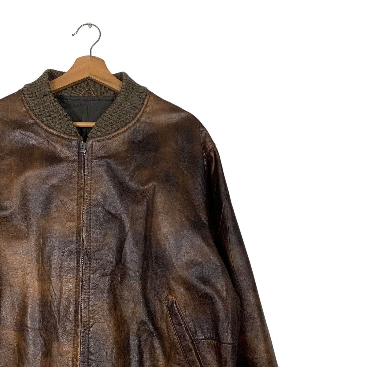 Japanese Brand Vintage HANTS Patina Leather Bomber Jacket #2431-C109 Size US L / EU 52-54 / 3 - 5 Thumbnail