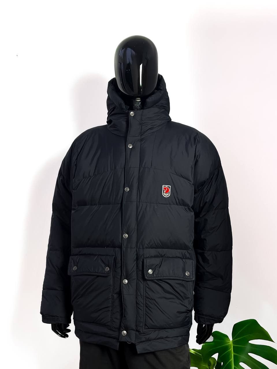 FJALL RAVEN vintage down jacket