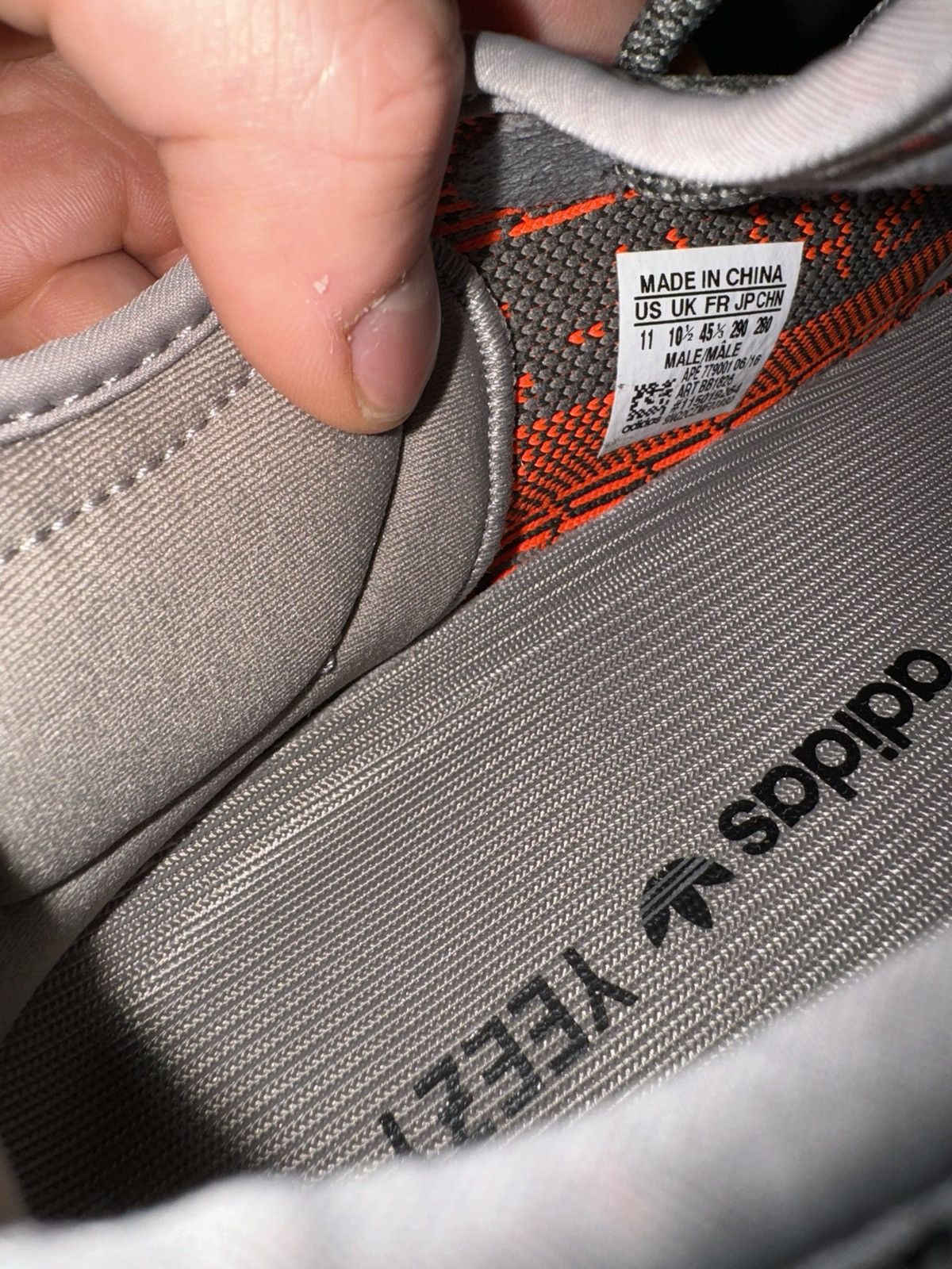 Adidas Rare OG Yeezy Boost 350 Beluga V2 Not Reflective Size US 11 / EU 44 - 4 Thumbnail