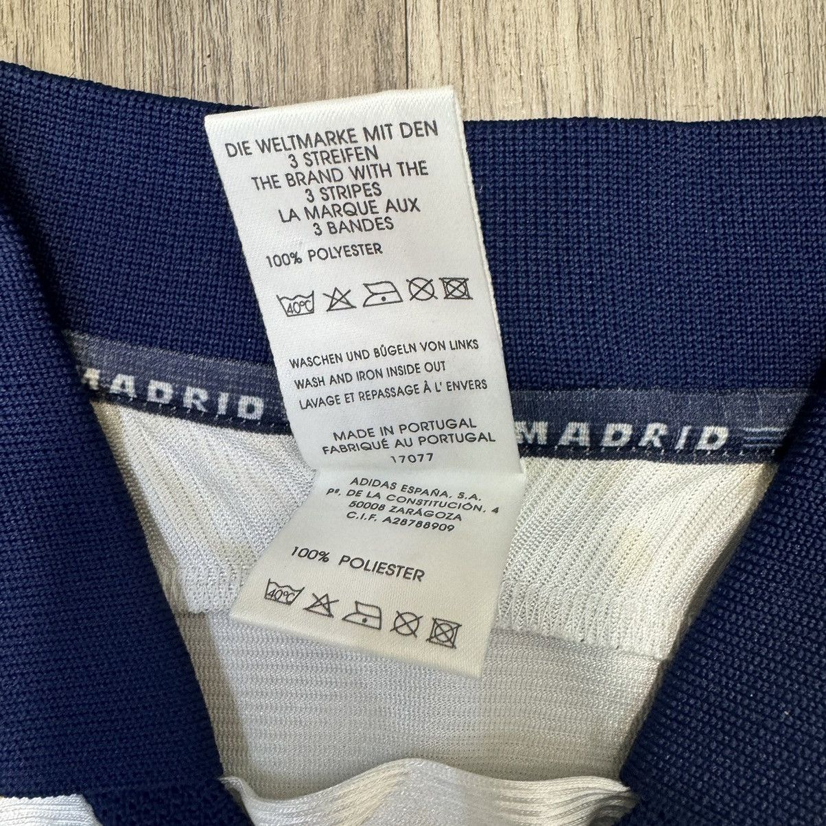 Adidas Real Madrid 2000 special edition shirt Size US M / EU 48-50 / 2 - 9 Thumbnail