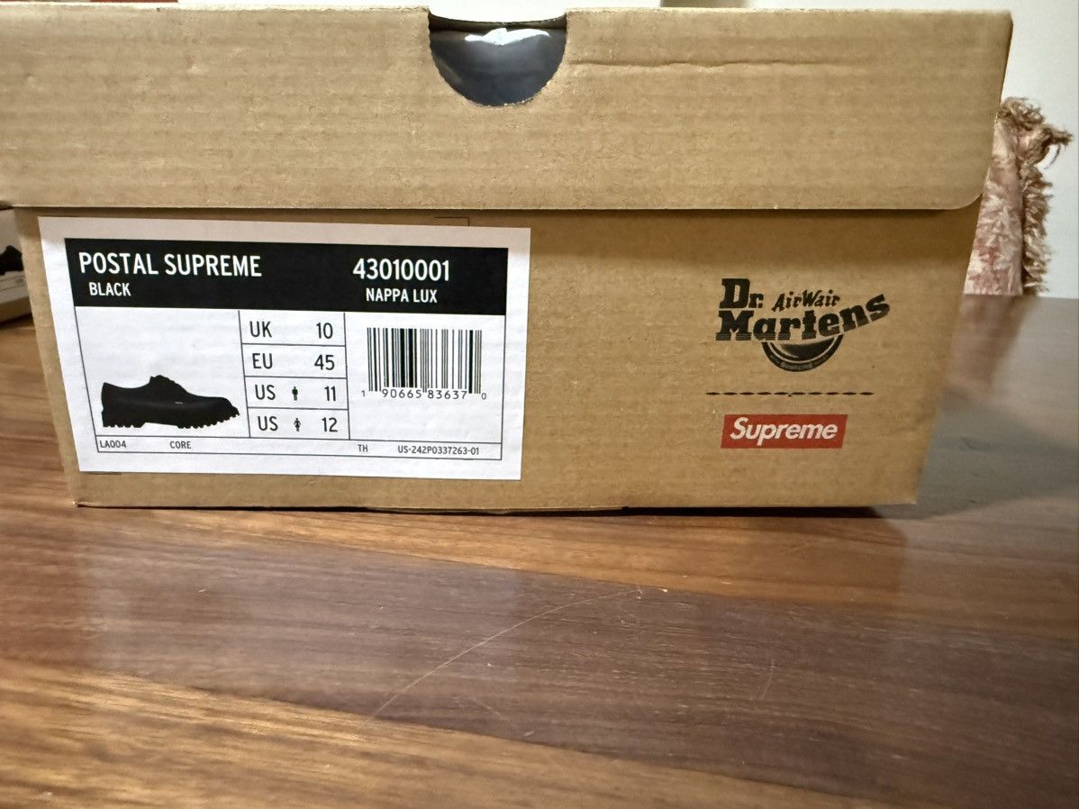 Dr. Martens × Supreme Supreme®/Dr. Martens Postal Supreme Black Size 11 Leather Size US 11 / EU 44 - 9 Thumbnail