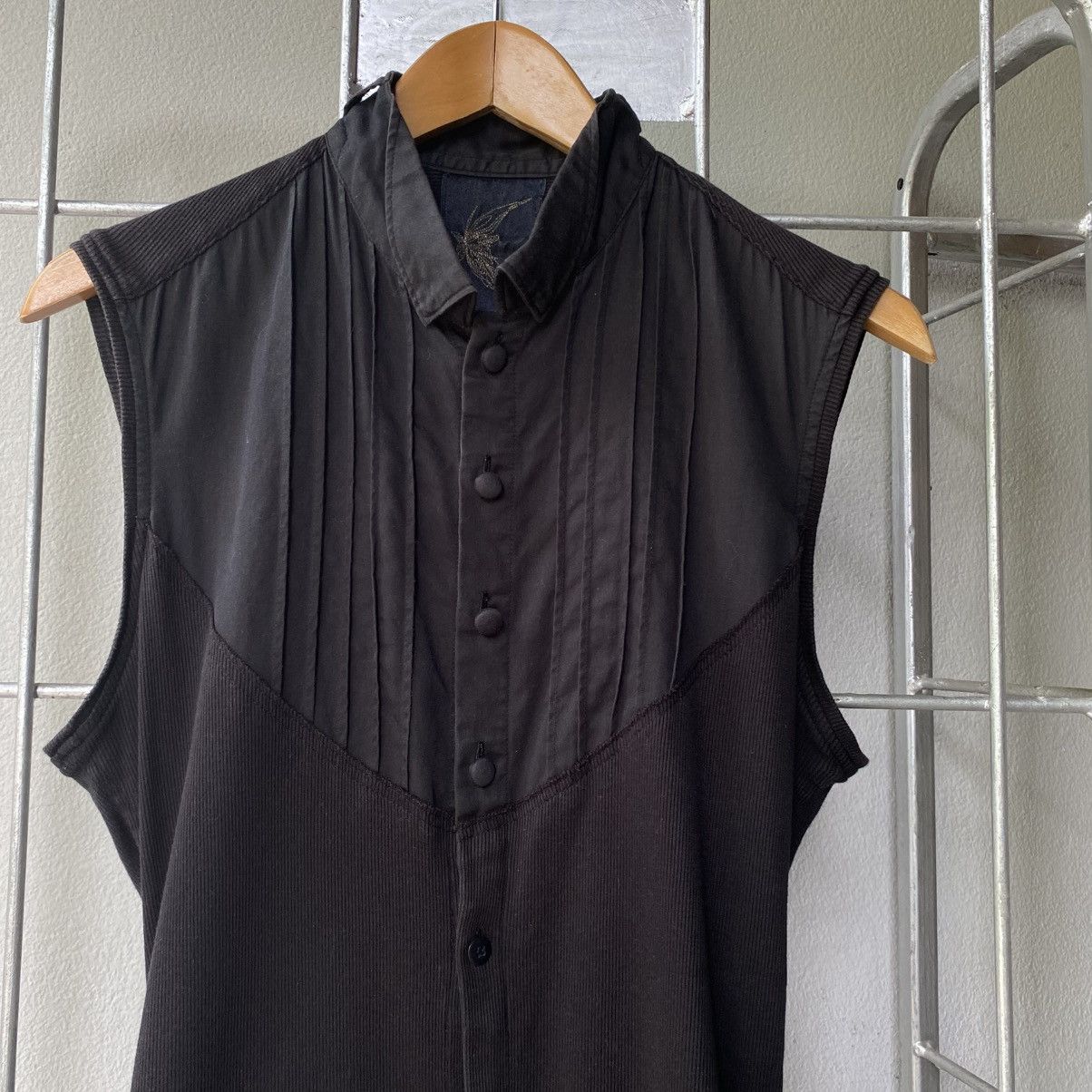 kiryuyrik Kiryuyrik Structured Sleeveless Dress Shirt Size M / US 6-8 / IT 42-44 - 13 Thumbnail
