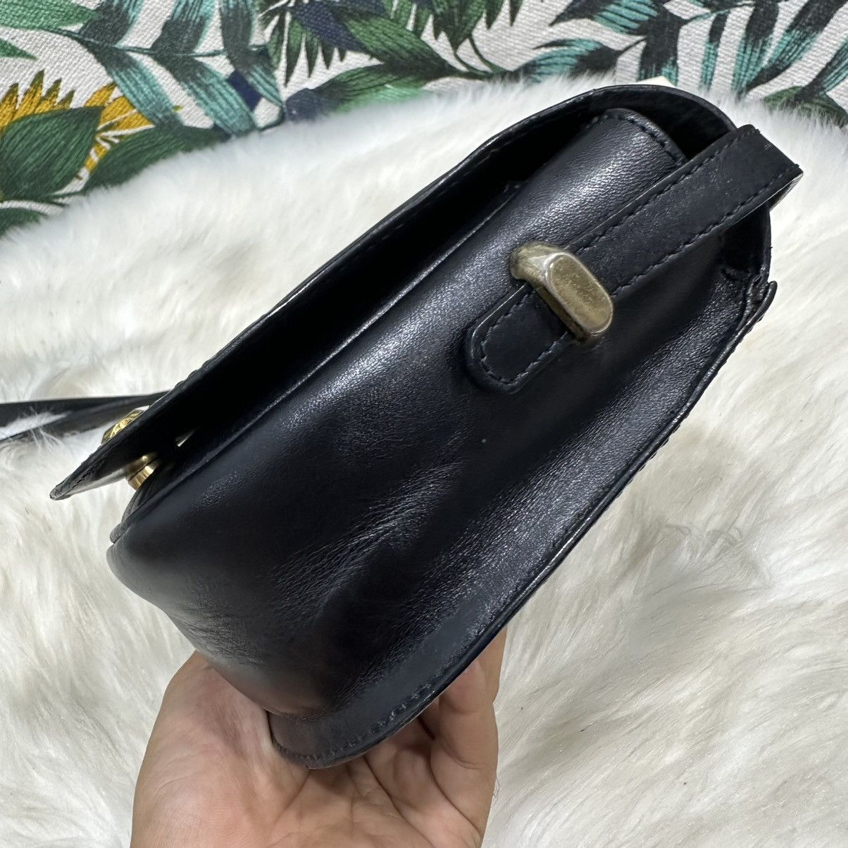 Bally Authentic BALLY Vtg. Leather Crossbody Bag Size ONE SIZE - 7 Thumbnail