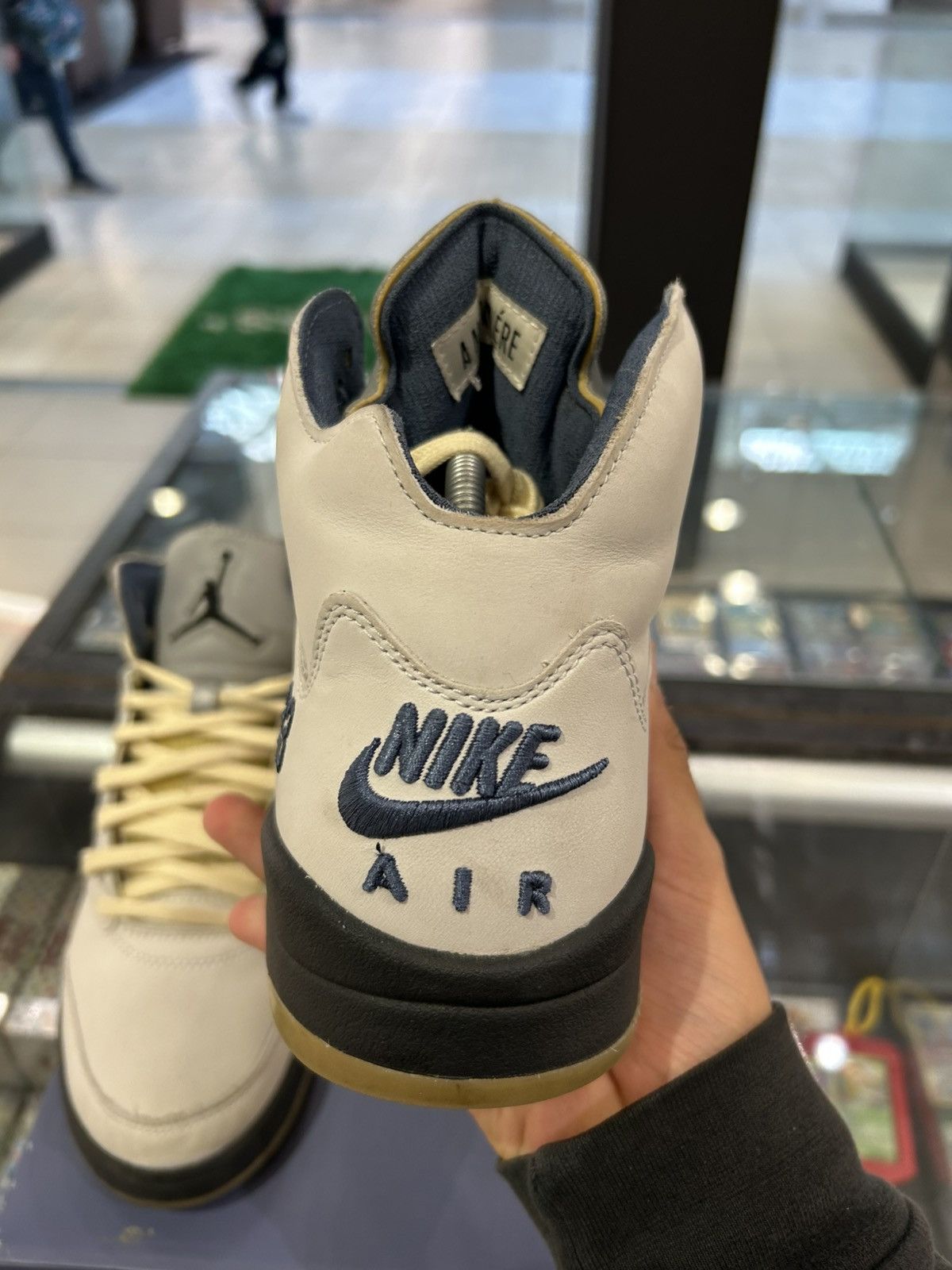 A Ma Maniere × Jordan Brand Jordan 5 a ma maniere photon dust Size US 9.5 / EU 42-43 - 3 Thumbnail