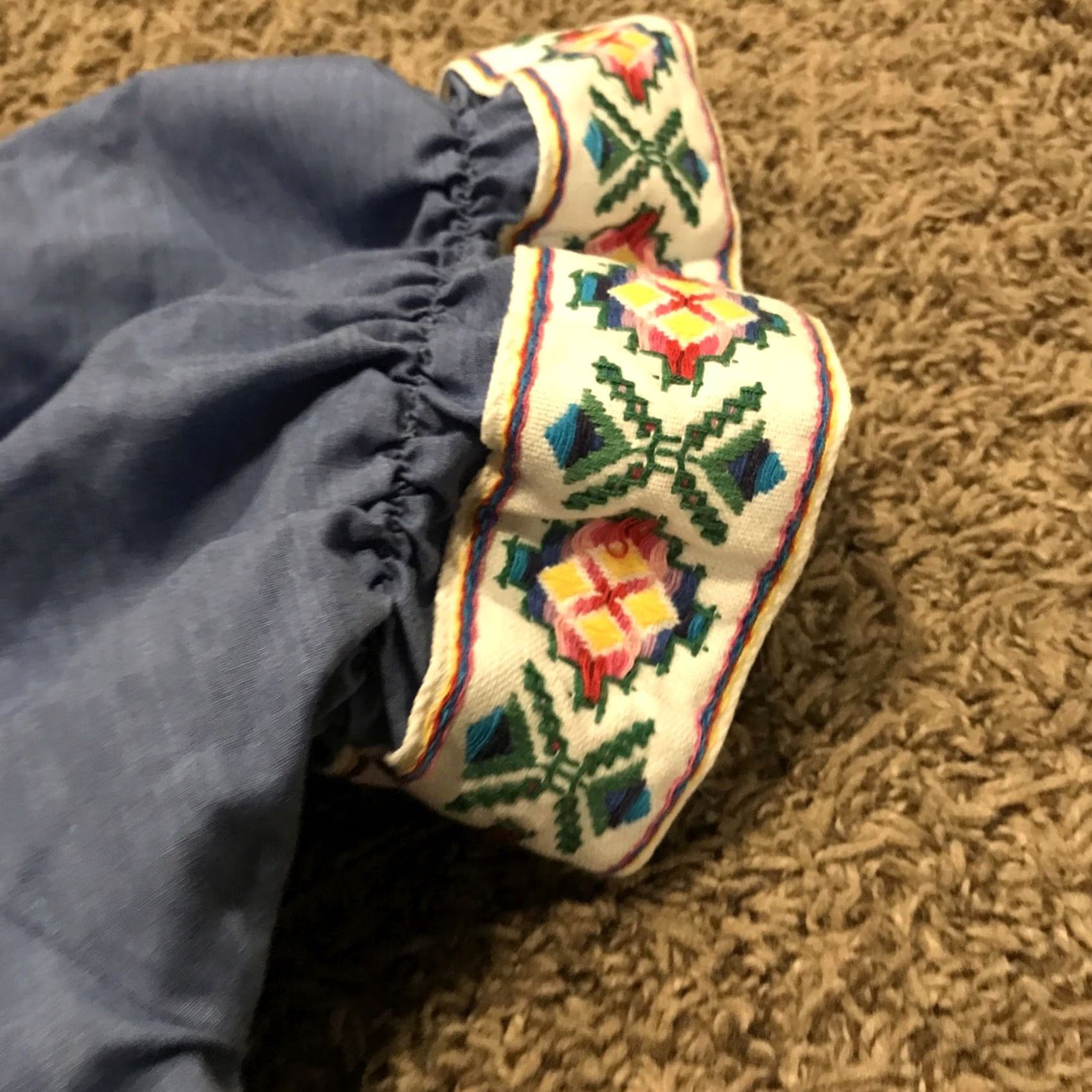 Henderson Hendersons Blouse Women's M Blue Top Crop Native Embroidered Crew Neck Short Sleeve Cotton Blend Lightweight Vintage: No Size Regular Style Cropped Size M / US 6-8 / IT 42-44 - 4 Thumbnail