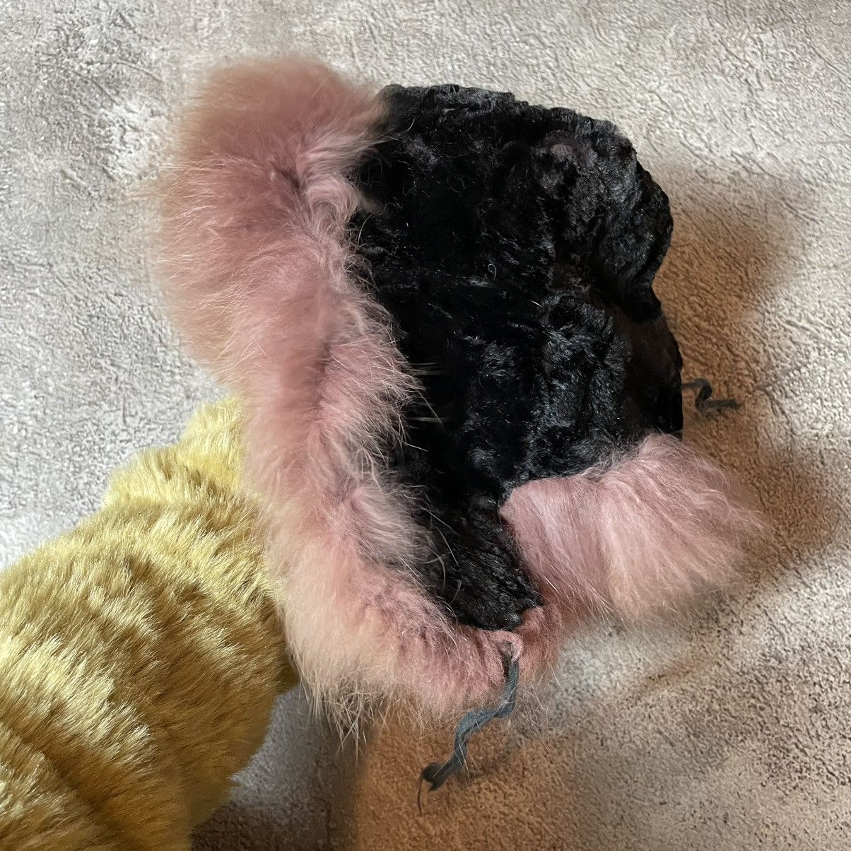 If Six Was Nine Vintage 90s Alt Beanie Mohair Ushanka Faux American VTg Size ONE SIZE - 1 Thumbnail