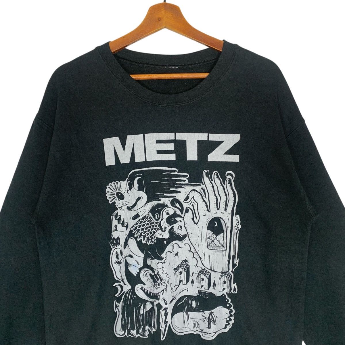 Band Tees Band Tee METZ Canadian Punk Rock Band Streetwear Sweatshirt Size US M / EU 48-50 / 2 - 3 Thumbnail