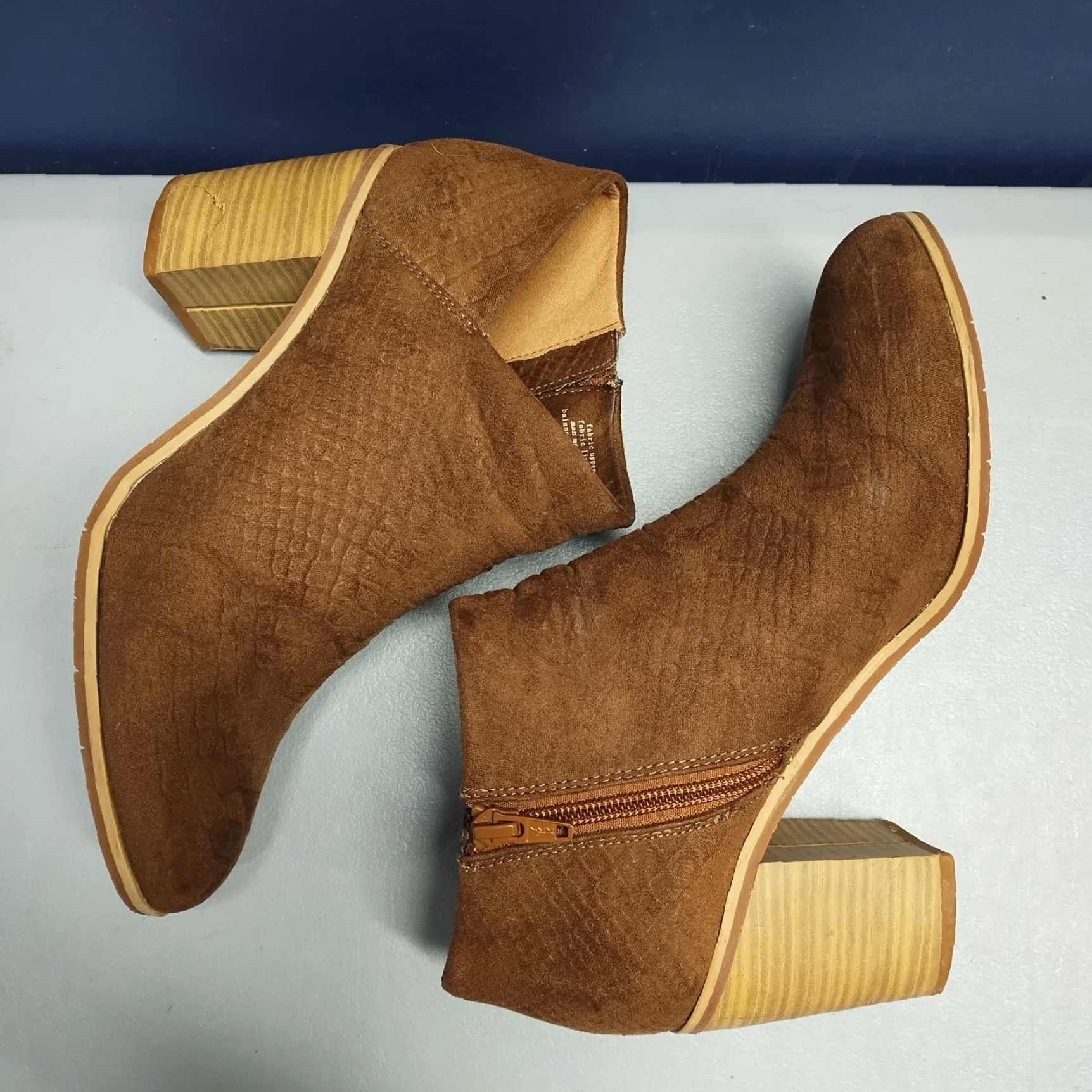 Vintage BC Footwear Womens Size 8.5 Brown BC Vegan Julia Heel Ankle Boots Side Zip Comfort Almond Toe Bootie Size US 9 / IT 39 - 5 Thumbnail