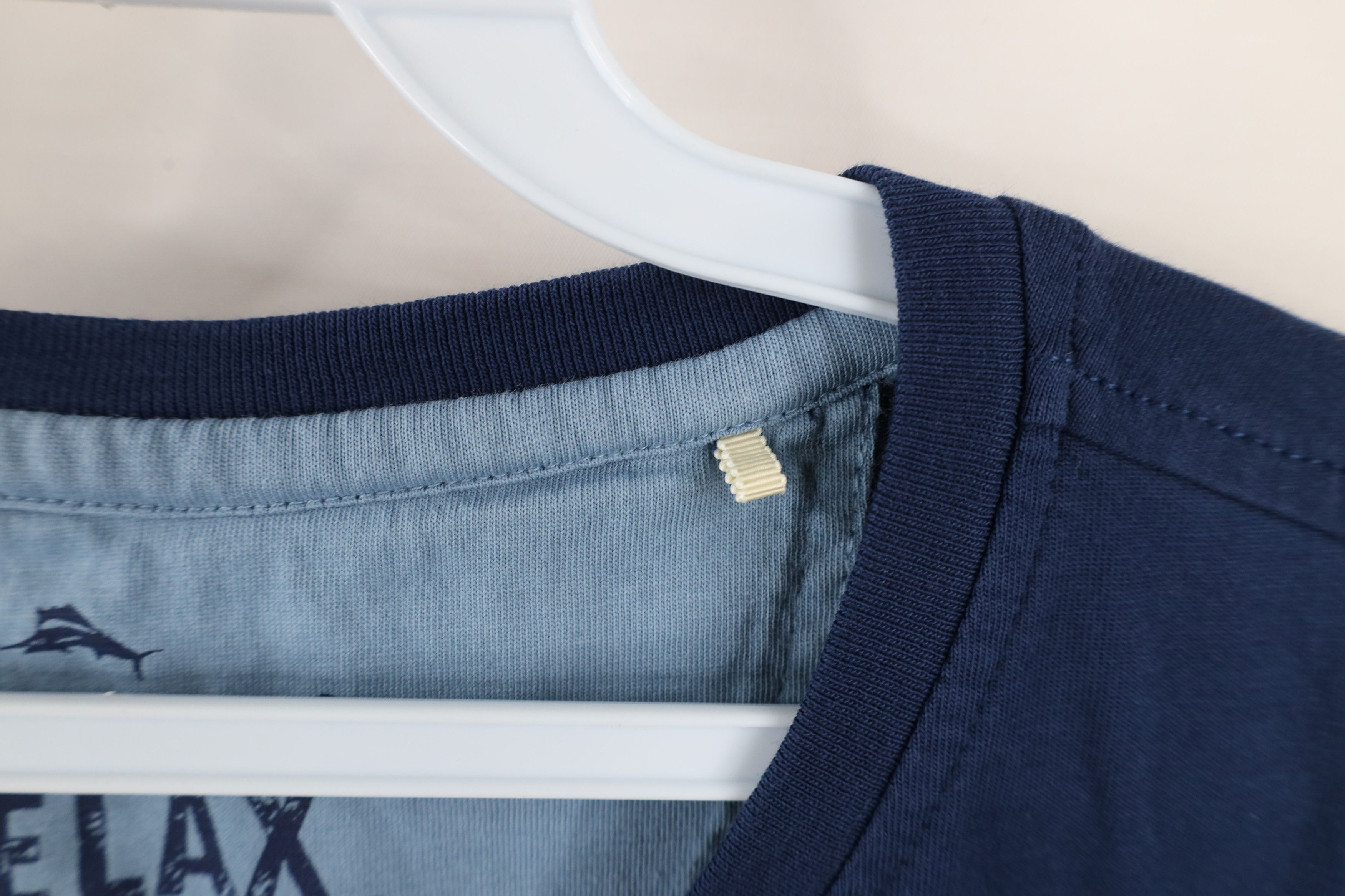 Tommy Bahama × Vintage Tommy Bahama Relax Supima Cotton V-Neck T-Shirt Navy Blue Size US XL / EU 56 / 4 - 7 Thumbnail