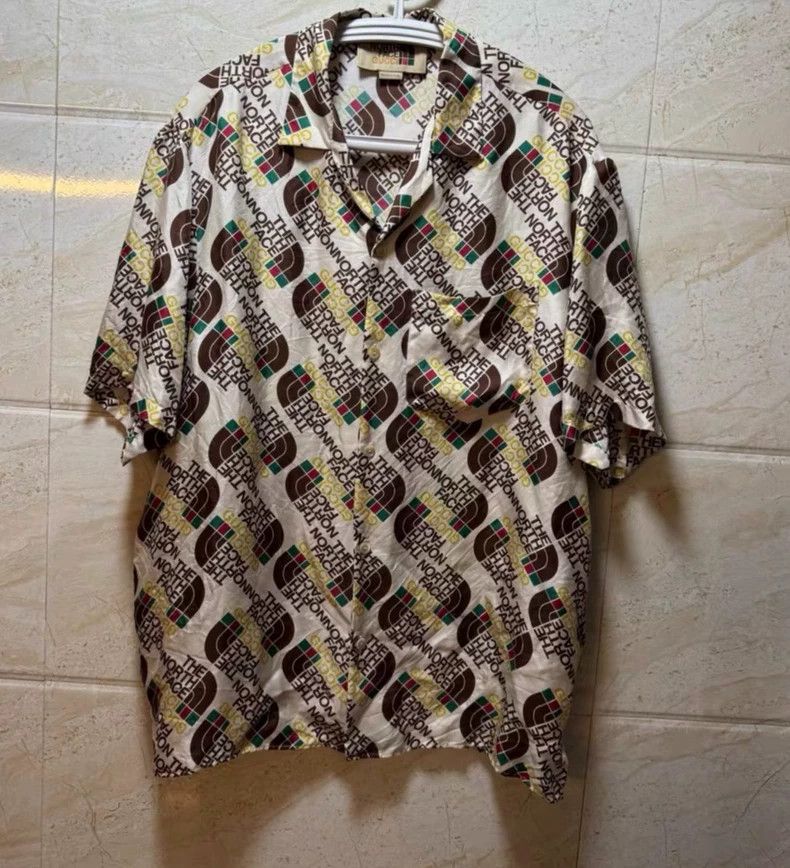 Gucci Gucci North side co-branded full-print short-sleeved shirt Size US S / EU 44-46 / 1 - 1 Thumbnail