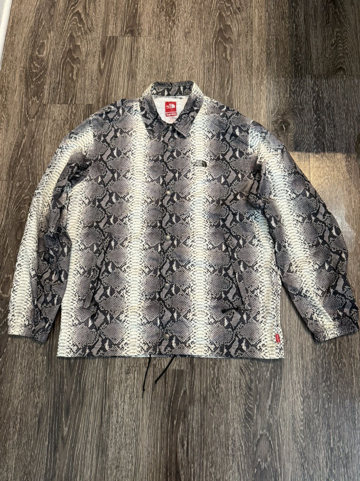 Supreme The North Face Snakeskin Taped Seam Coaches Jacket