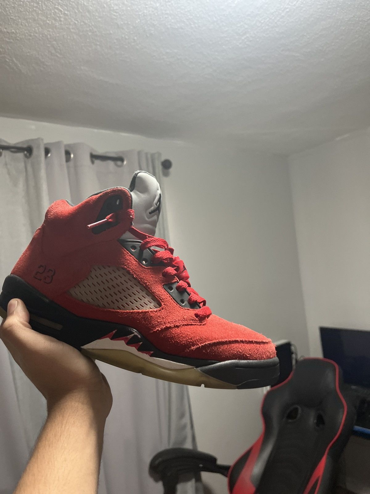 Jordan Brand JORDAN 5 RAGING BULL 😤 Size US 9 / EU 42 - 4 Thumbnail