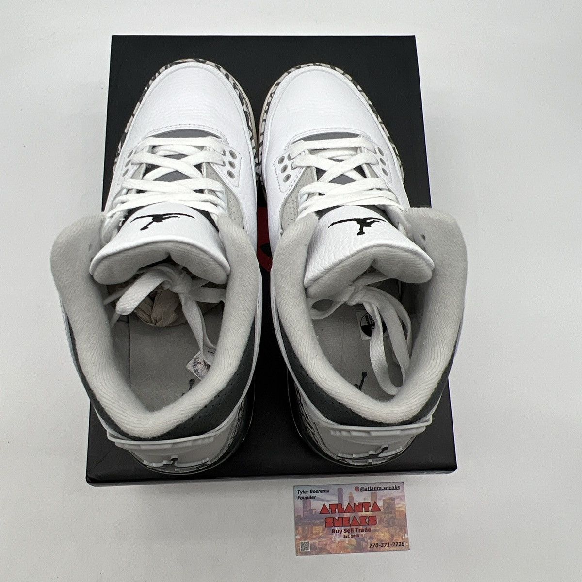 Jordan Brand Air Jordan 3 hide n sneak Size US 6 / EU 39 - 7 Thumbnail