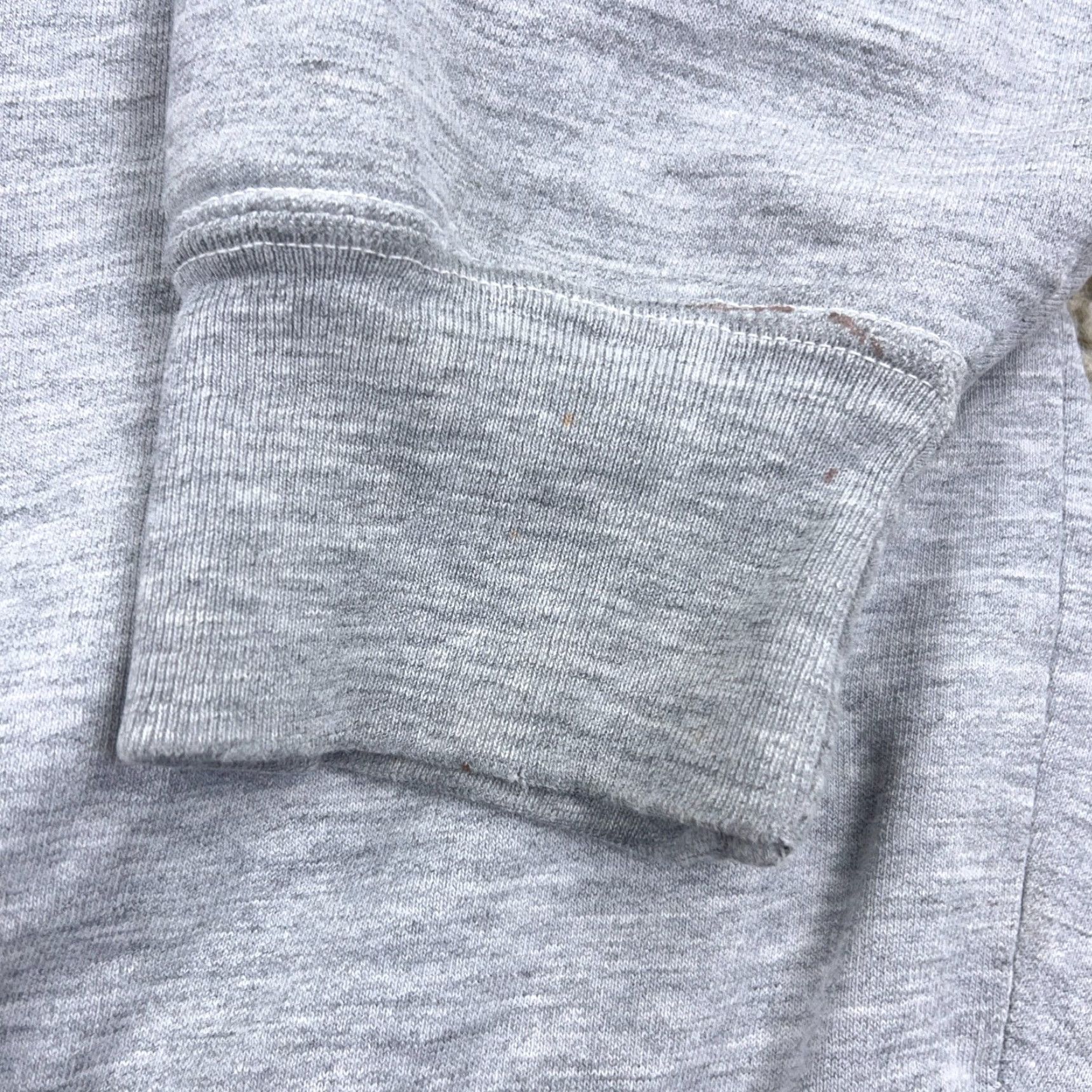 FRED VINTAGE Blitz Studios Sweatshirt Men XL Gray Crew Neck Embroidered Fred 90s Cartoon Retro Logo Pullover Size US XL / EU 56 / 4 - 6 Thumbnail