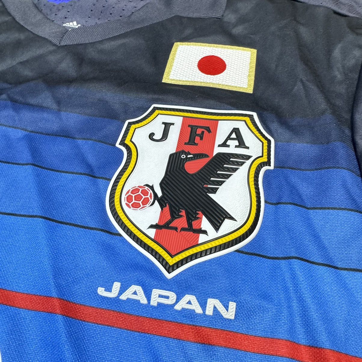 Adidas Japan 15/16 longsleeves player issue #18 Minamino Size US S / EU 44-46 / 1 - 6 Thumbnail