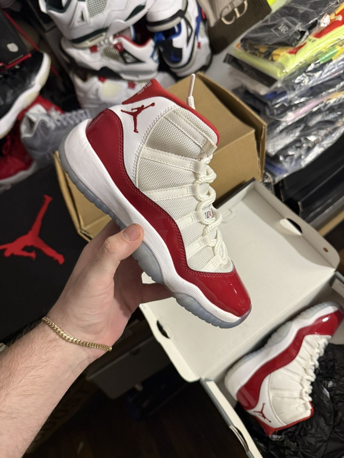 Jordan Brand Jordan retro 11 cherry sz 6.5y Size US 6.5 / EU 39-40 - 1 Thumbnail