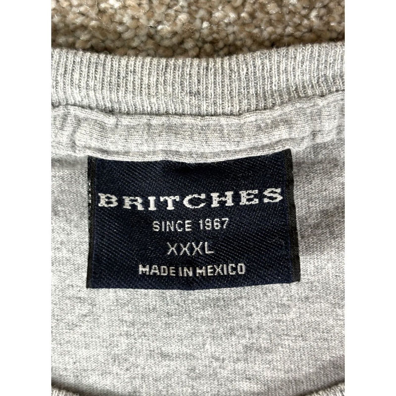 Vintage VINTAGE Britches Rugby Union Graphic Short Sleeve T-Shirt Grey Men’s Size XXXL Size US XXL / EU 58 / 5 - 7 Thumbnail