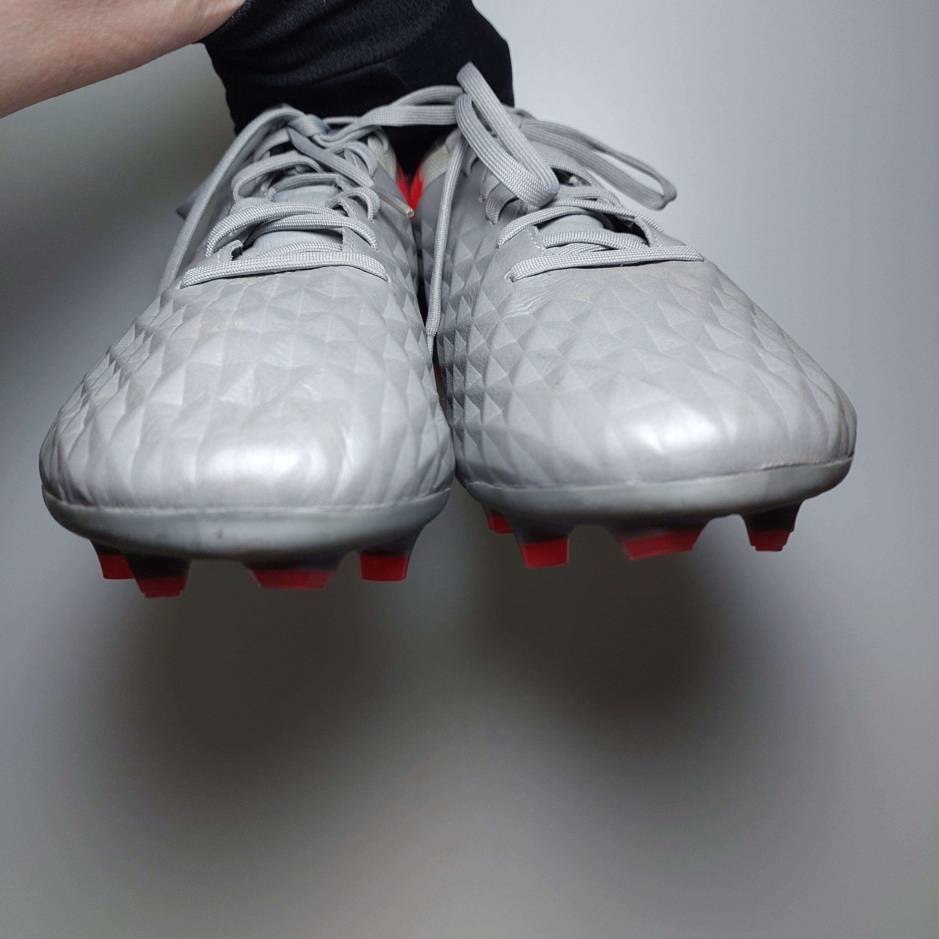 Nike Tiempo Legend 8 Pro FG 'Metallic Grey Crimson' US12 UK11 Size US 12 / EU 45 - 3 Thumbnail