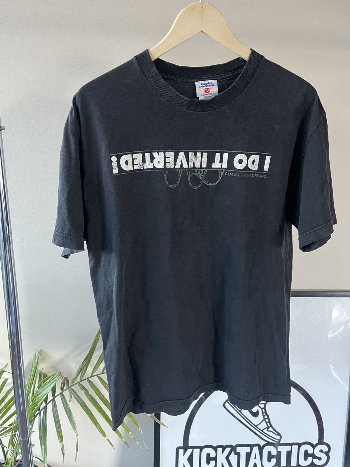Vintage Vintage Canadas Wonderland Tee Size US L / EU 52-54 / 3 - 1 Thumbnail