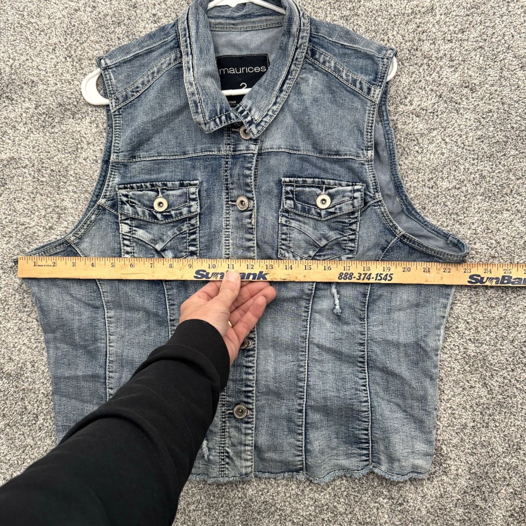Vintage Maurices Denim Vest Sz 2 Distressed Western Retro Y2K Grunge Western Streetwear Size XS / US 0-2 / IT 36-38 - 2 Thumbnail